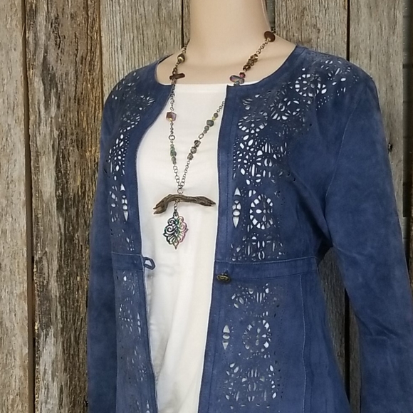 MiFRESIA LAZER CUT DESIGN SUEDE JACKET! - Picture 2 of 10